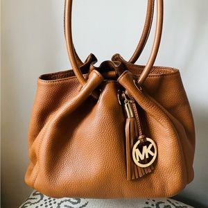 Michael Kors medium tote bag!